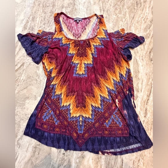 Democracy Tops - Democracy Boho Geometric Print Top Size M Burgundy Navy Rayon Stretch